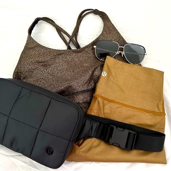 •LULULEMON-Metallic Sports Bra/8• - Picture 6 of 7